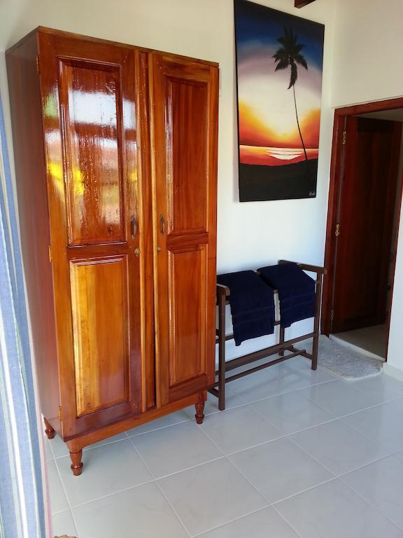 Main Reef Guest House Hikkaduwa Oda fotoğraf