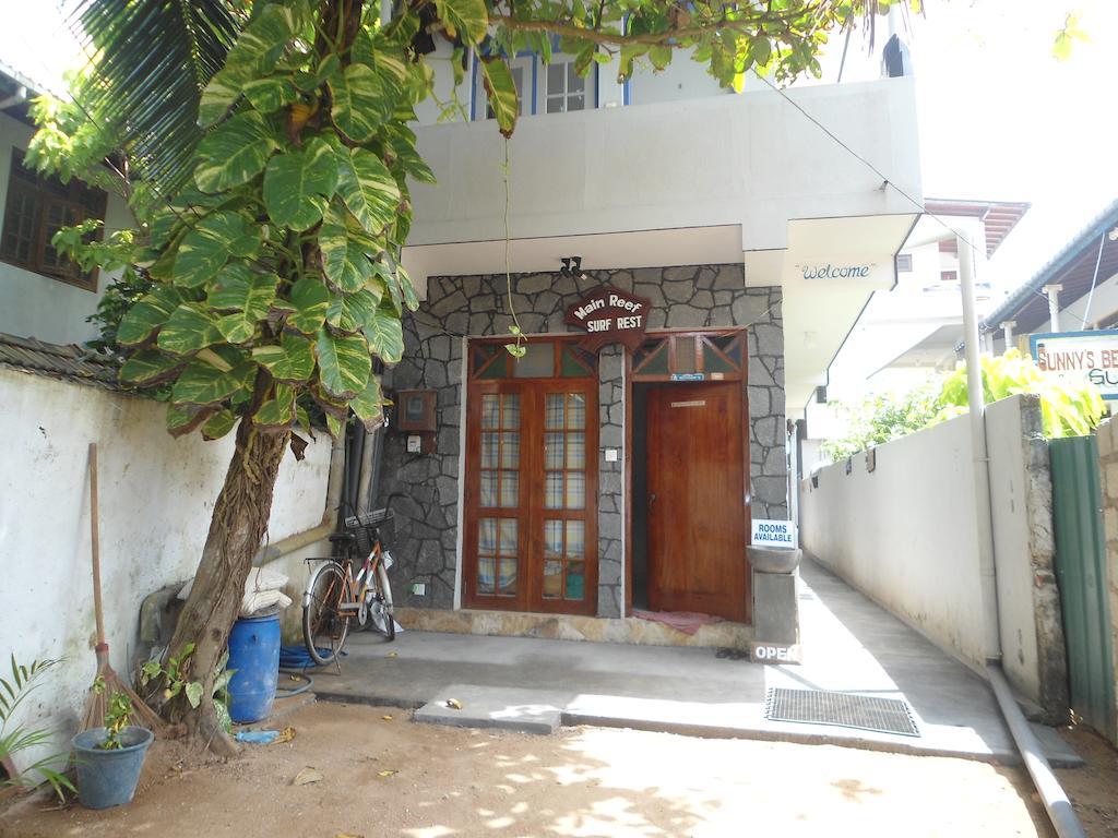Main Reef Guest House Hikkaduwa Dış mekan fotoğraf