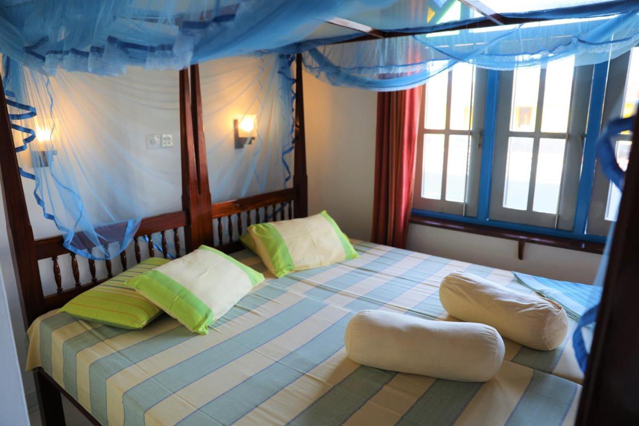 Main Reef Guest House Hikkaduwa Dış mekan fotoğraf