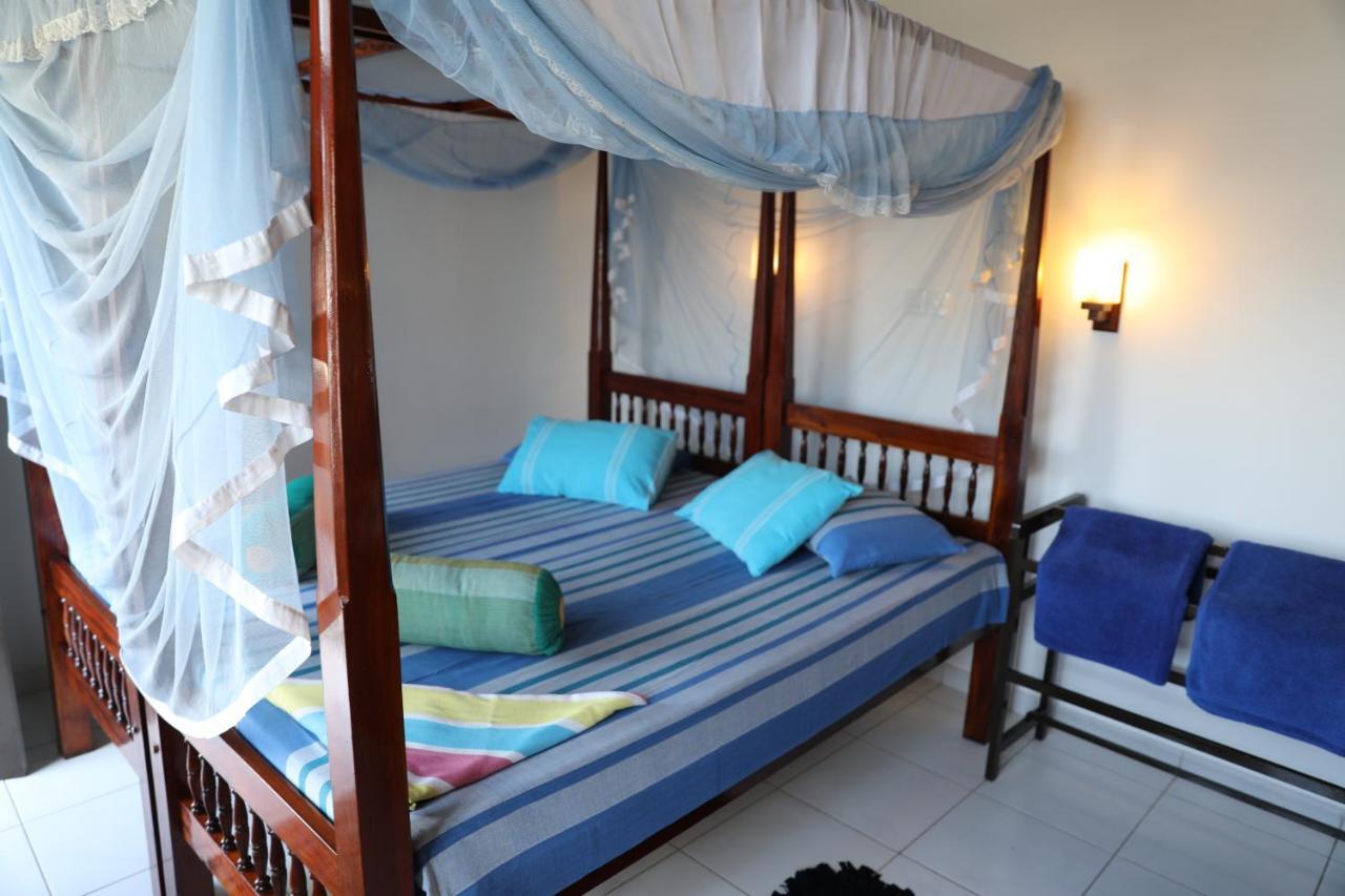 Main Reef Guest House Hikkaduwa Dış mekan fotoğraf